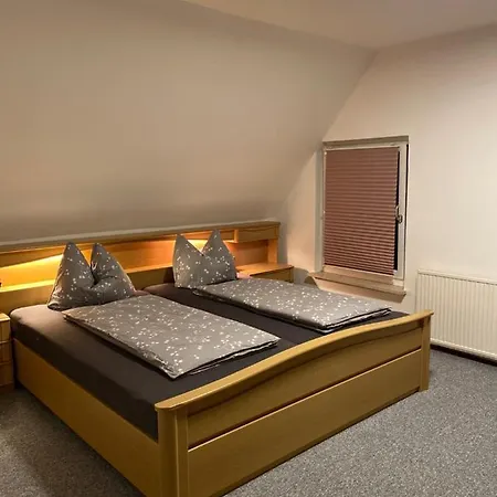 Am Fusse Zur Napoleonschanze Hohnstein